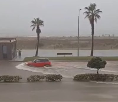 coches cataluña lluvias dana