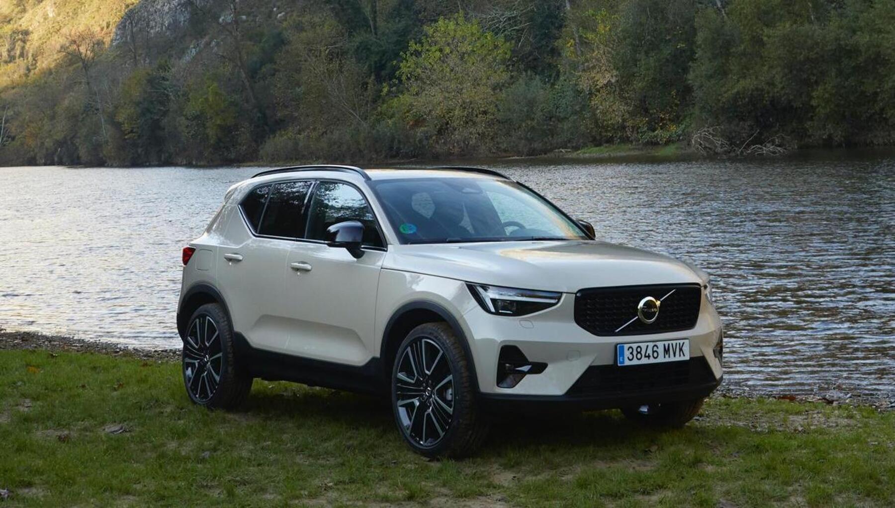 Novedades y descuentos en el precio de los Volvo XC40 y XC60 para acabar el año