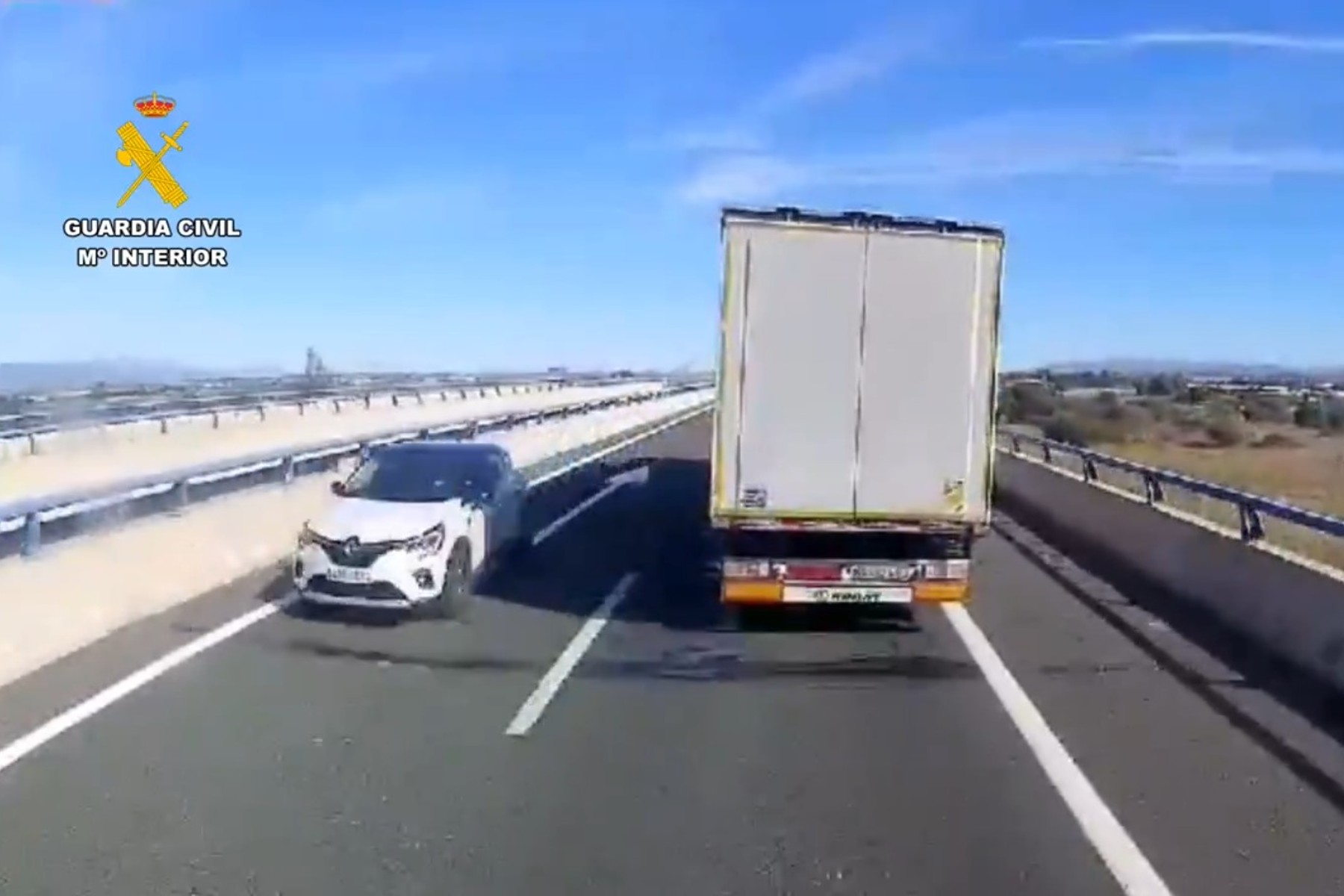 “Sí, soy yo el del vídeo”: un septuagenario la lía en una autovía de La Rioja y lo reconoce como si nada