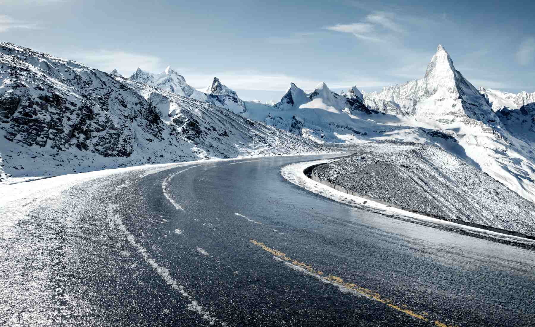 Hielo en la carretera