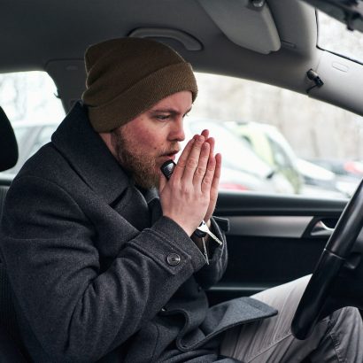 El accesorio perfecto para este invierno vale siete euros: calor en el coche en pocos minutos sin calefacción