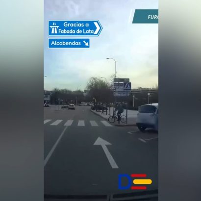 Un ciclista obliga a un coche a frenar bruscamente en un paso de cebra: el vídeo viral que ha abierto la polémica en redes