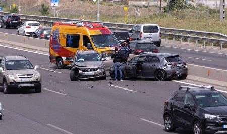 Una Nochevieja sin muertes en la carretera: así fue la siniestralidad vial en Navidad