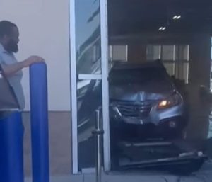 Caos en un concesionario