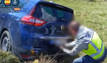 Matrículas dobladas y coches lanzadera, una de las grandes preocupaciones de la Policía Nacional