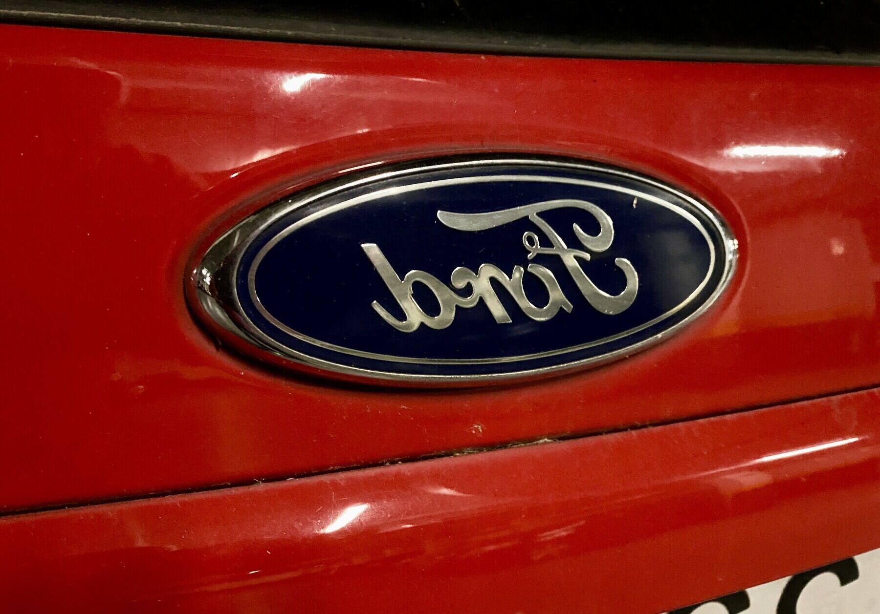 Logo Ford Brat