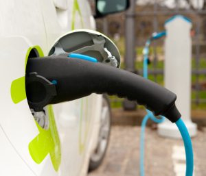 cargar coche eléctrico