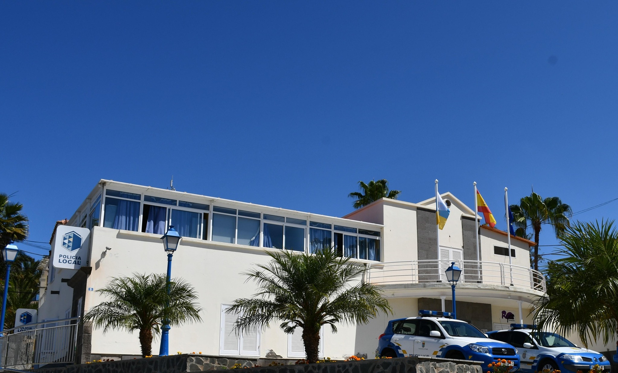 Escapa de la policía en Canarias: los agentes no dan crédito al comprobar su historial en la DGT