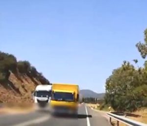 Adelantamiento temerario