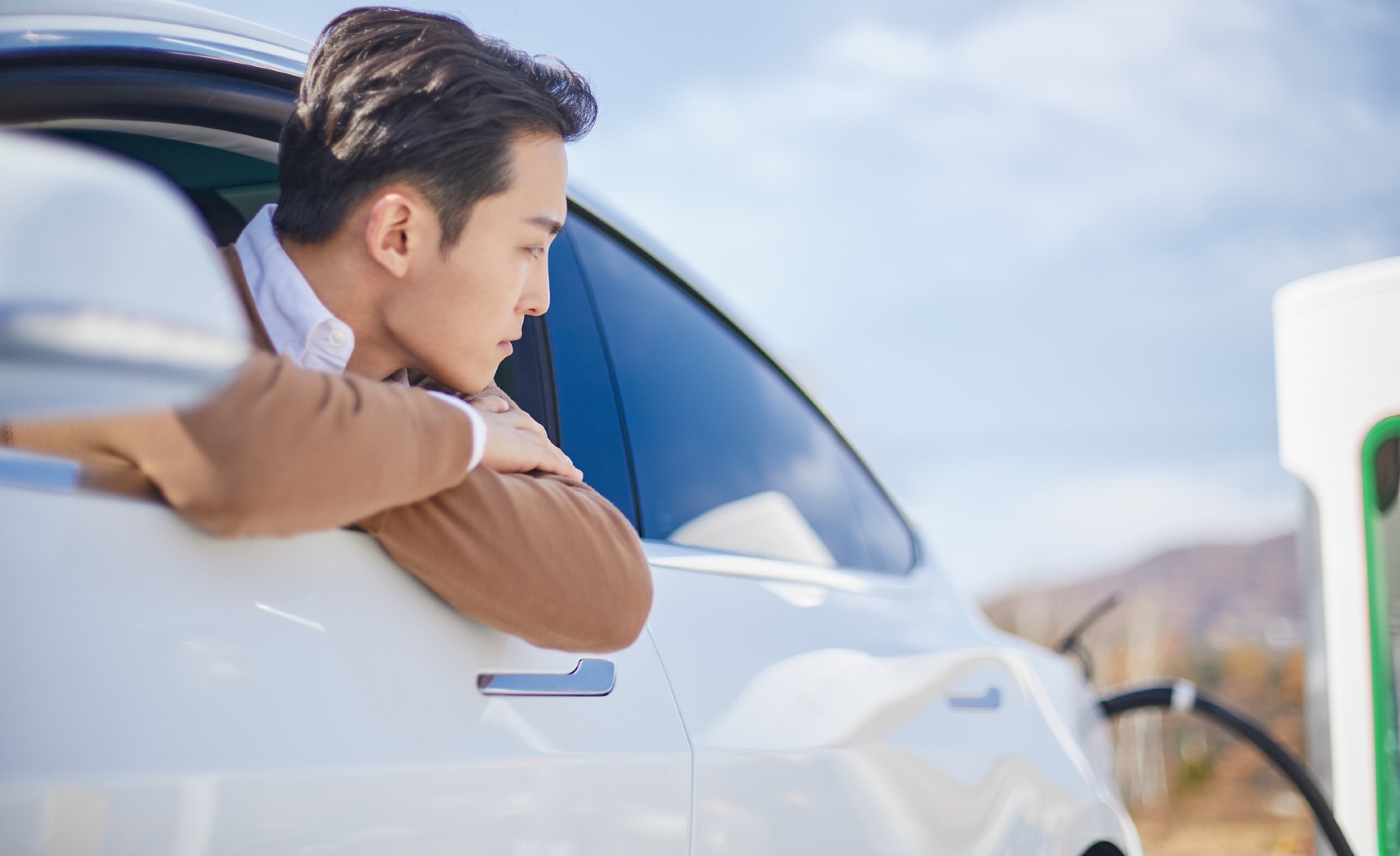 Carga eléctrica espera