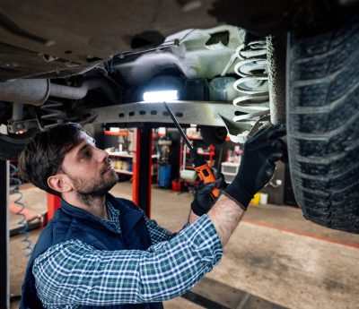 Mecánico suspensión coche