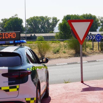 Cuatro guardias civiles, investigados por exceso de velocidad cuando acudían a un atraco