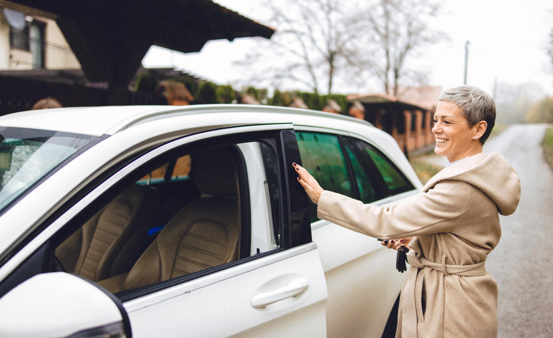 multa cerrar puerta coche