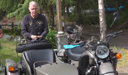 putin regala moto bombero