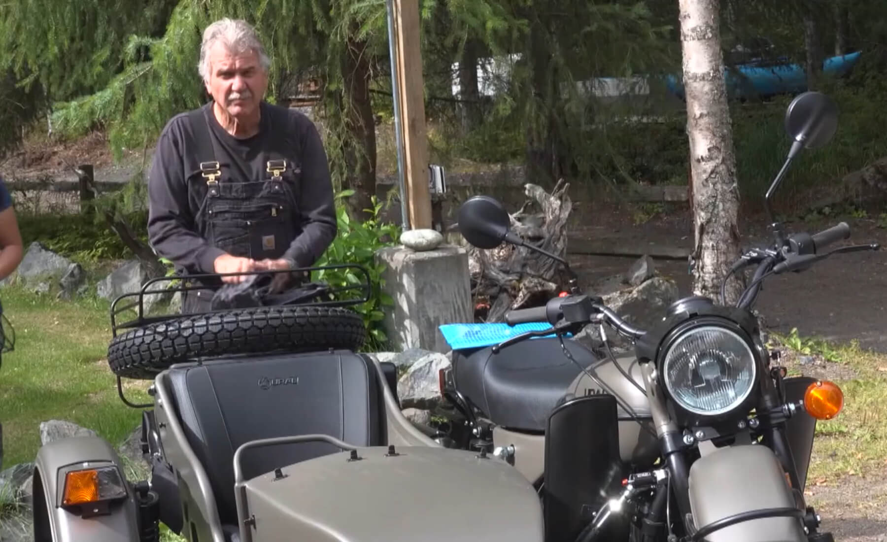 putin regala moto bombero