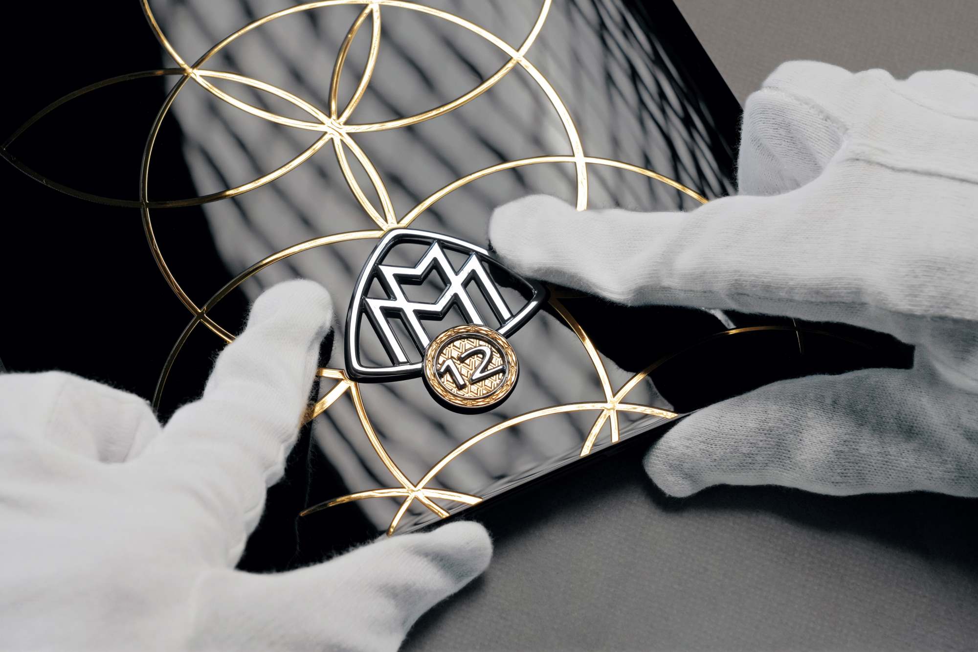 Mercedes Maybach V12