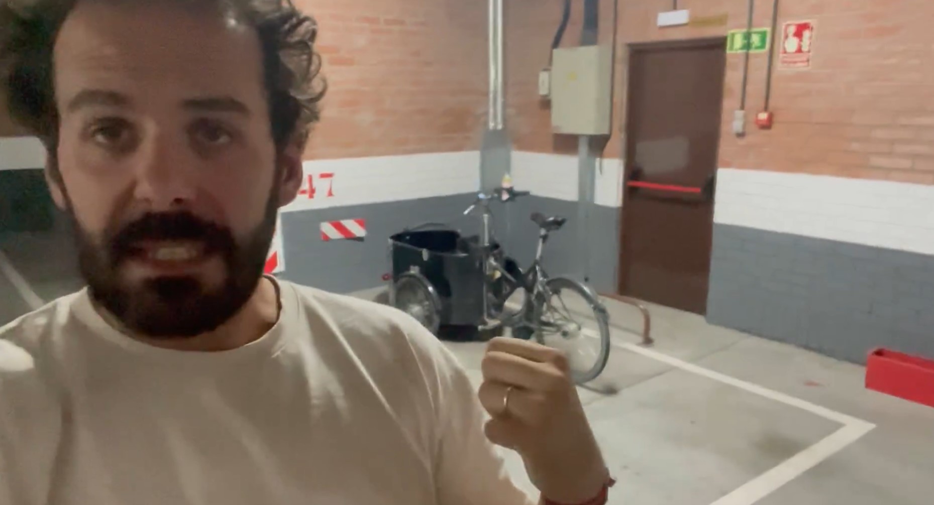 Bicicleta plaza de garaje