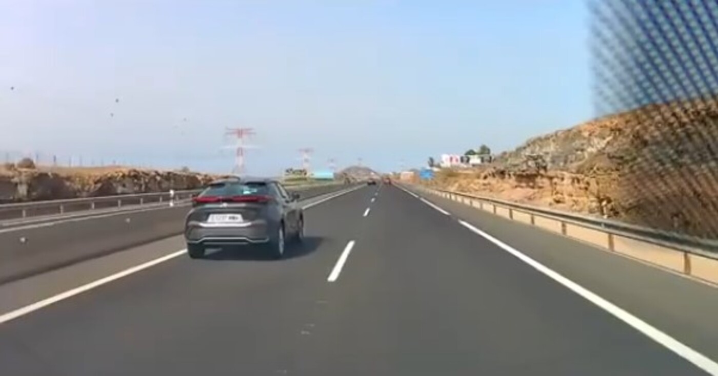 Toyota carril izquierdo