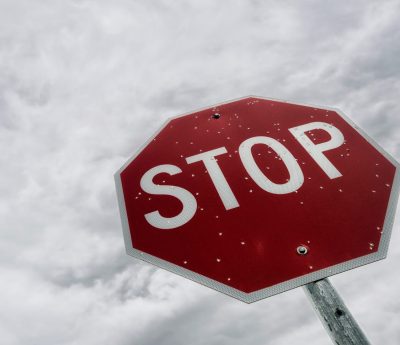 señales trafico estados unidos agujeros