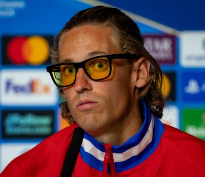 Marcos Llorente gafas amarillas