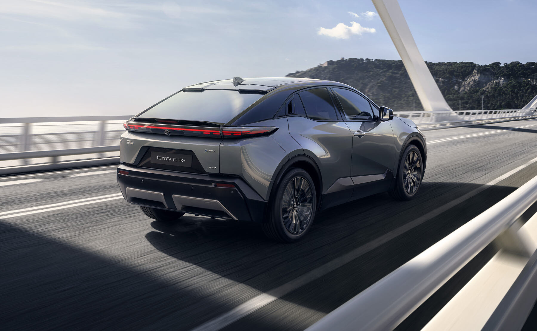 Toyota C-HR + Electric