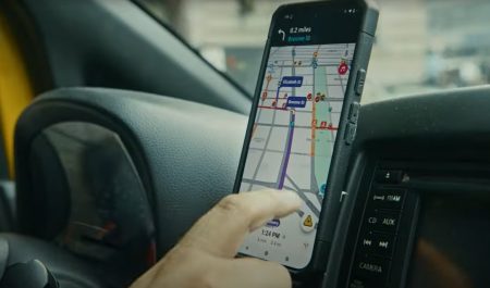 Adiós a las averías por baches: estas son las novedades de Waze