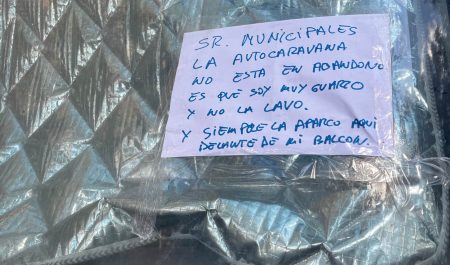 autocaravana abanonada