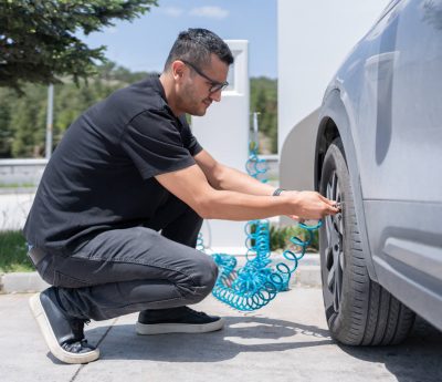 cobrar inflar ruedas gasolinera
