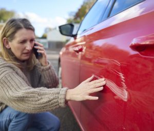 coche averiado dañado