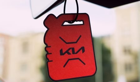 kia ambientador olor gasolina