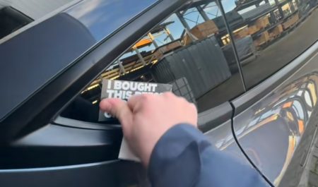 pegatina elon musk tesla