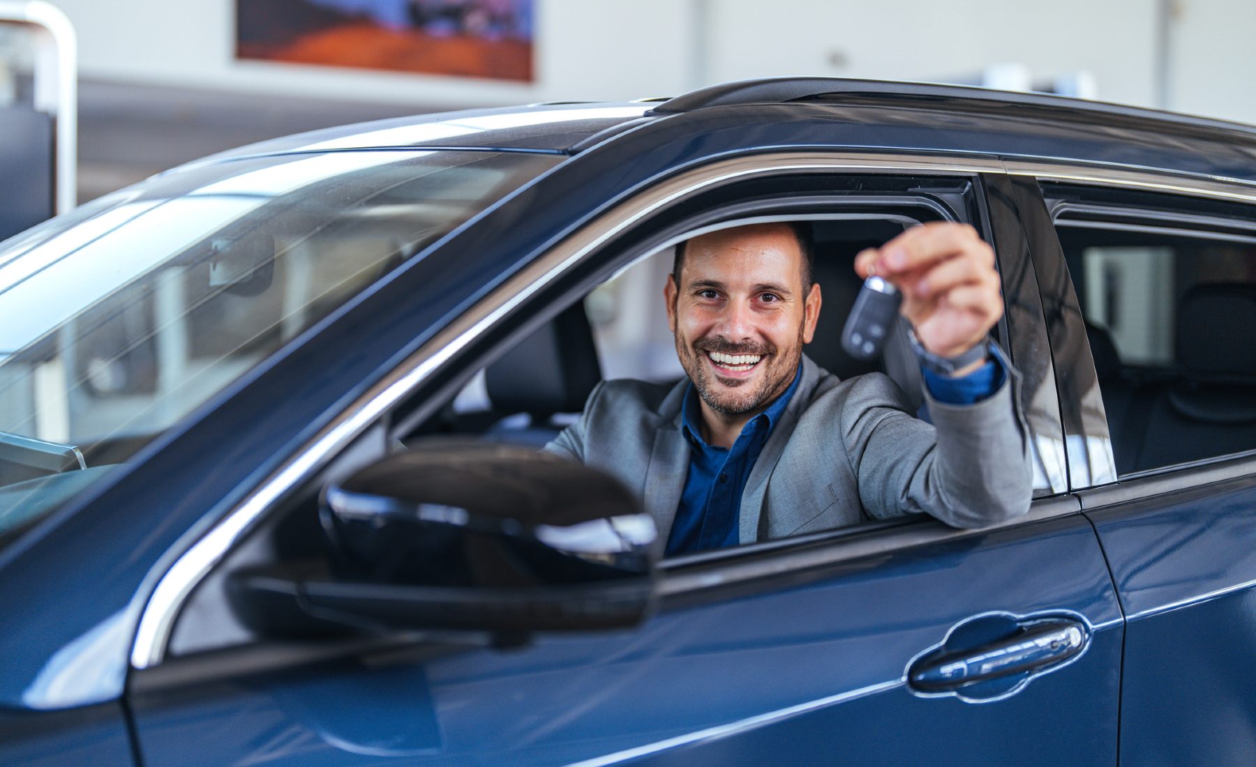 Coche nuevo concesionario