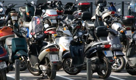 Motos aparcadas Barcelona