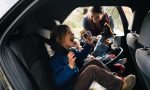 Expertos alemanes alertan: no compres este accesorio para el coche, puede ser fatal para los niños