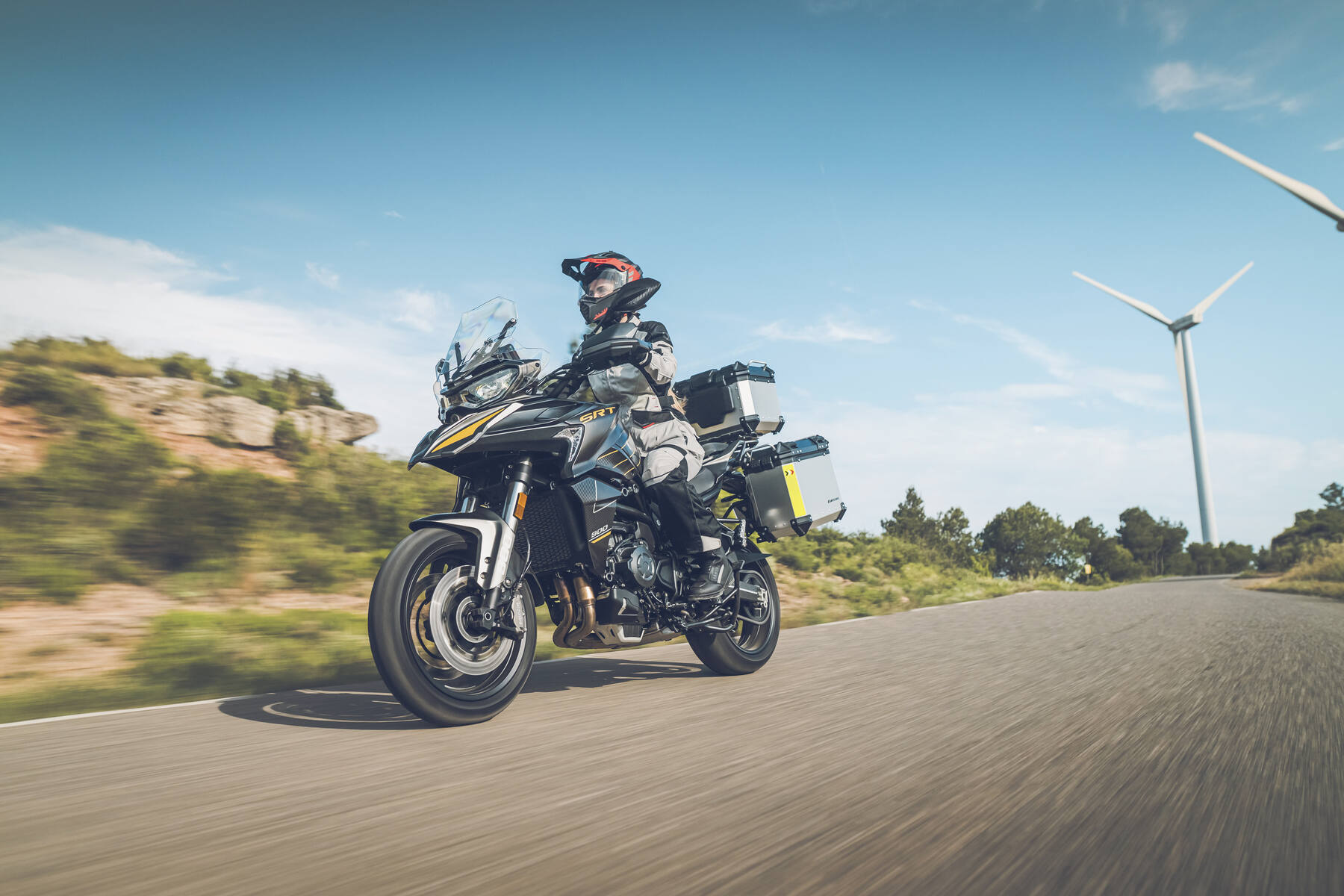 Prueba QJ Motor SRT 900