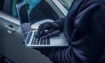 En solo unos pocos minutos, los ladrones pueden desactivar la localización del coche y robártelo: así puedes protegerlo y evitar un susto