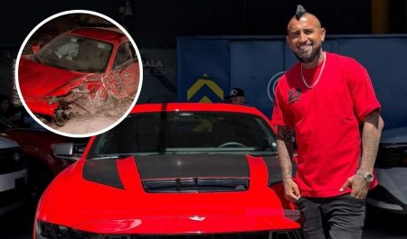 arturo vidal ford mustang