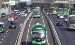 Adiós al carril Bus-VAO de la A-6 para los coches eléctricos: la DGT prioriza la ocupación frente a la tecnología