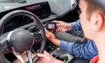 La llamativa solución para castigar las infracciones de velocidad: limitadores en los coches