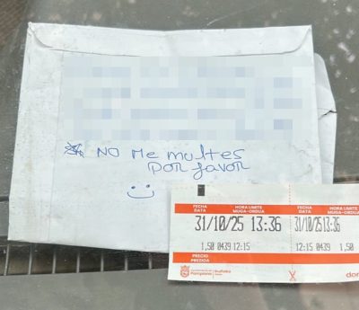 nota coche aparcado multa