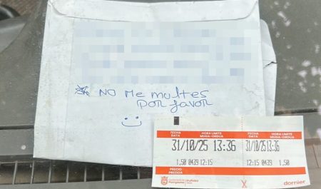 nota coche aparcado multa