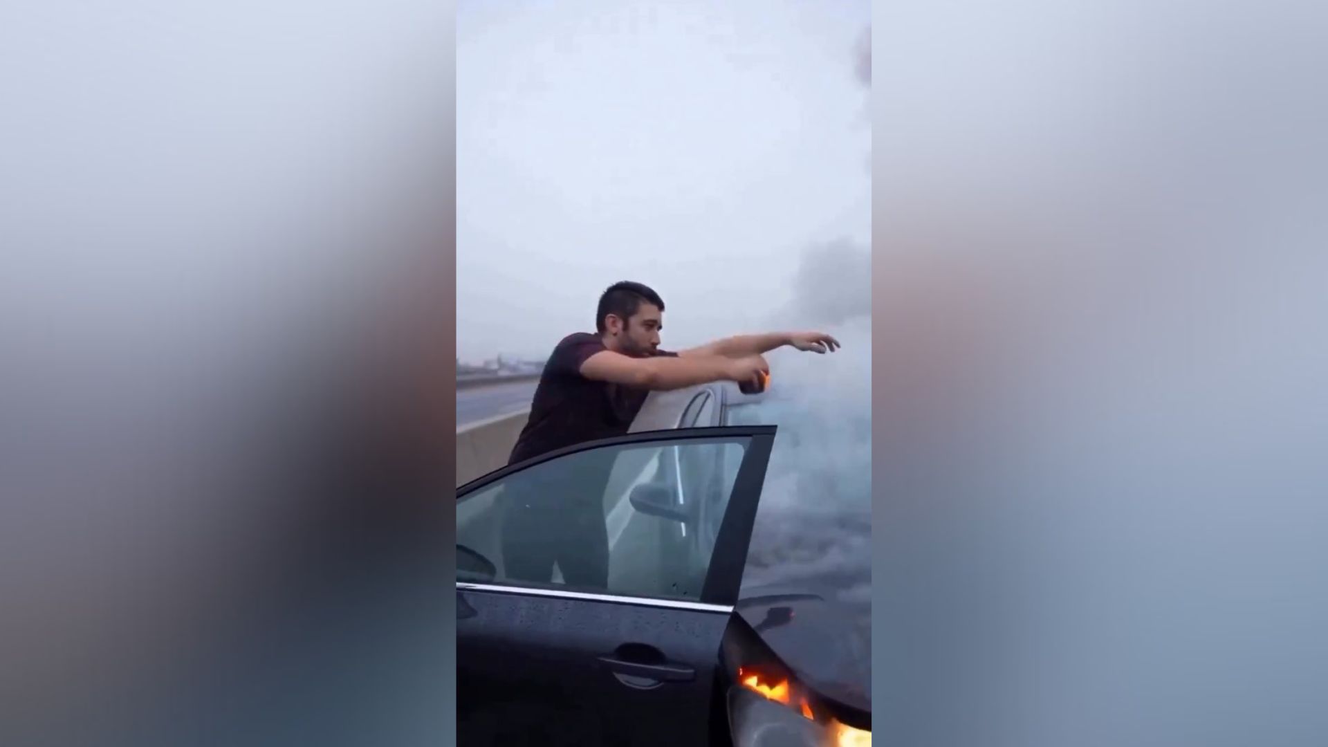 Baliza V-16 incendio