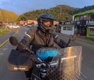 Charly Sinewan Carretera Austral