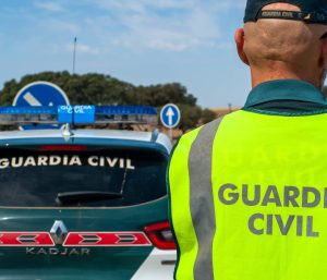 ¿Cuánto gana al mes un Guardia Civil de tráfico? Este es el sueldo real