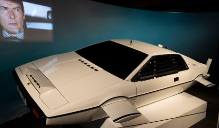 James Bond Lotus Sprit Wet Nellie