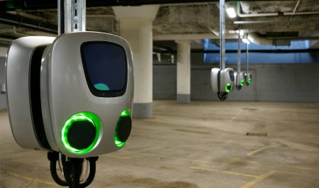 cargador electrico garaje