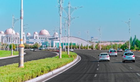 coches-blancos-turkmenistan