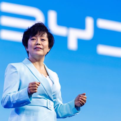 “Sólo tenemos que llevar a la gente a nuestros concesionarios y los coches se venderán solos” 