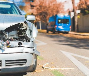 Accidente coche ciudad