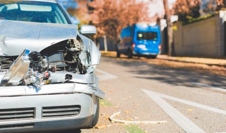 Accidente coche ciudad